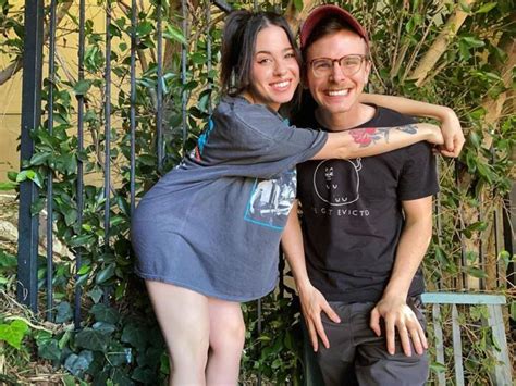 idubbbz last name|Anisa Jomha Wiki (iDubbbz’s Girlfriend) Age, Biography, Family,。